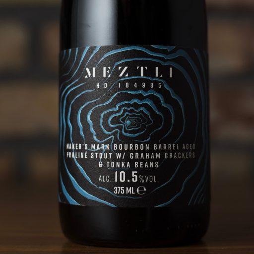 Meztli whiskyhordóban érlelt imperial FIRST fekete stout sör