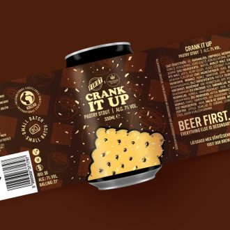 crank it up first craft beer és christiania kollaborációs fekete ízesített stout sör keksszel és kókusszal